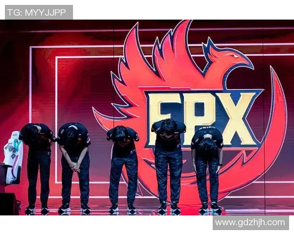 FPX战队在和平精英赛事中的实力引发热议与争议分析 FPX战队在和平精英赛事中的实力引发热议与争议分析